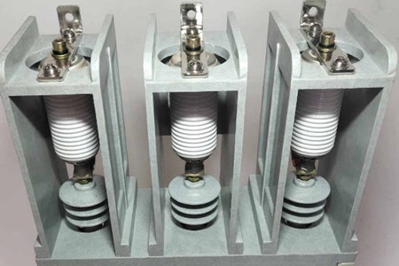 真空滅弧室用什么方式滅?。课宸N方式介紹！